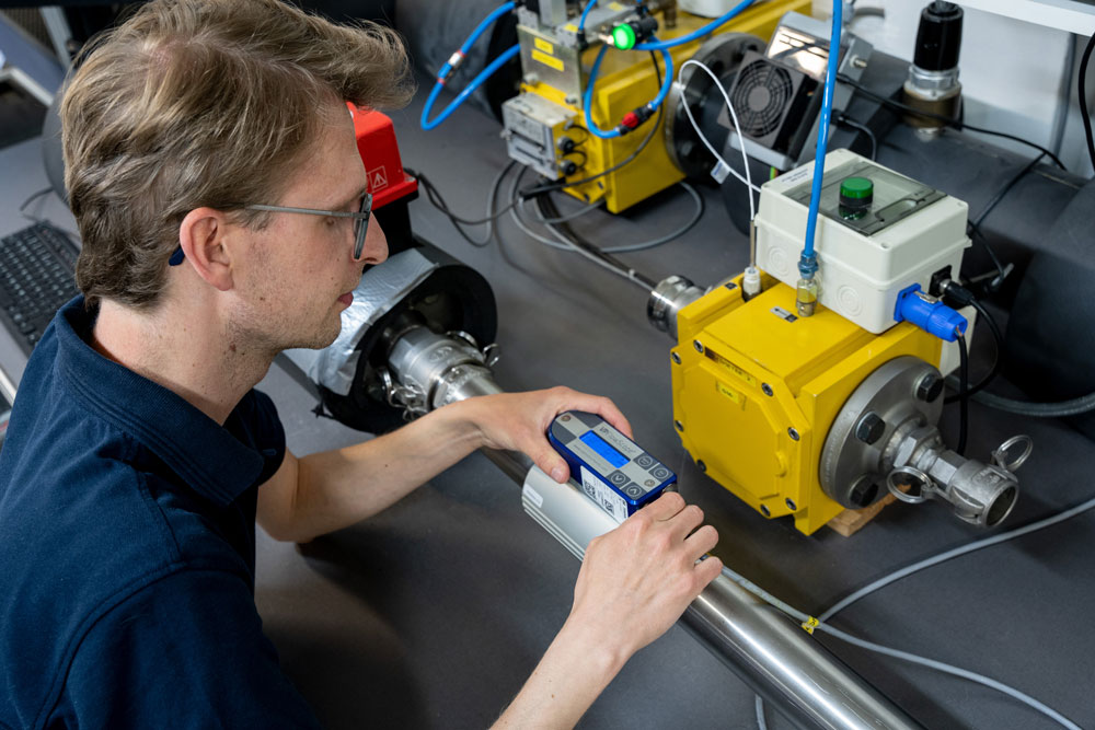 Faulty air flow meter or did you overlook something? VPInstruments